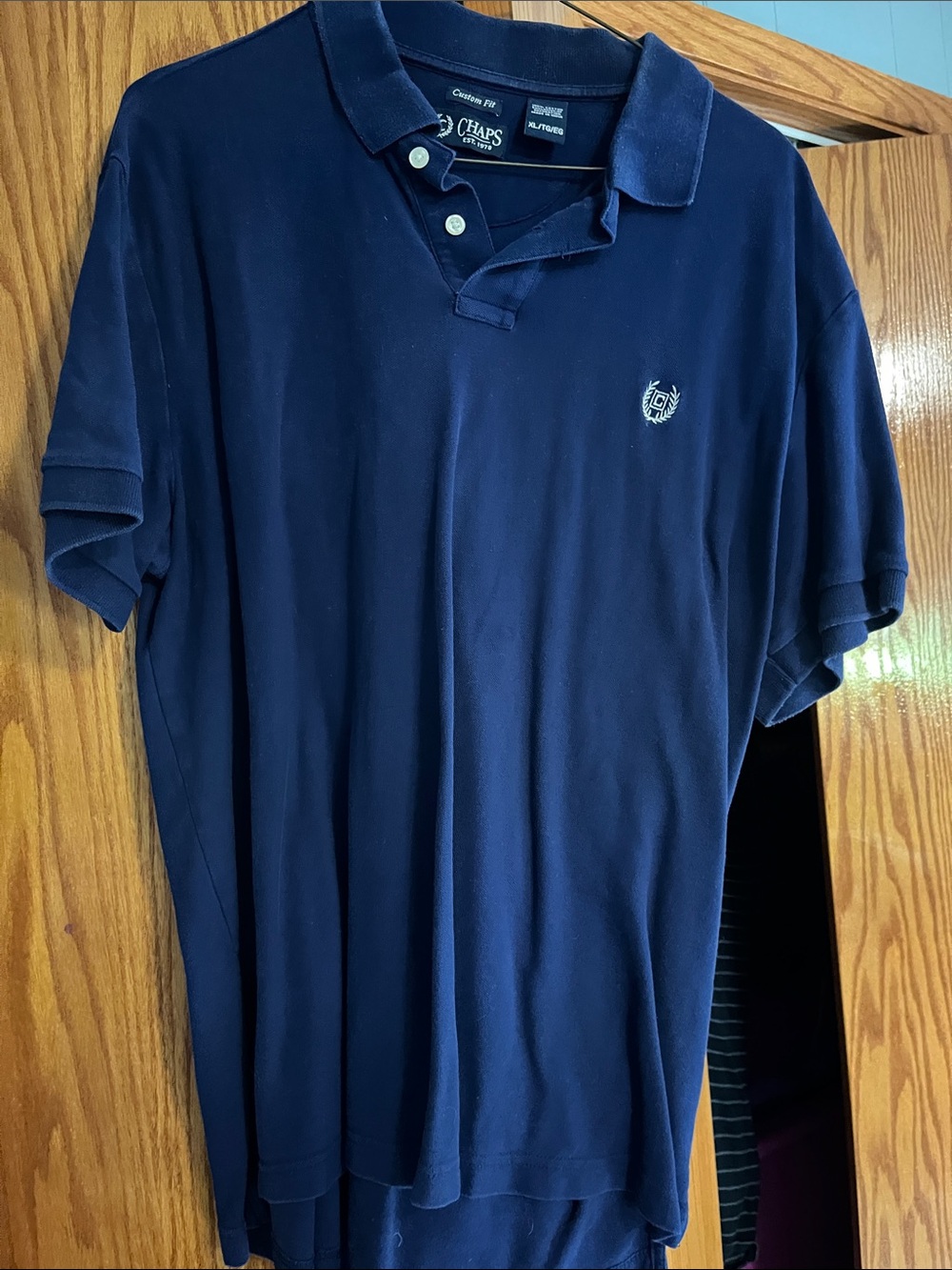 Chaps Men’s Dark Navy Polo Shirt with Embroidered Crest
